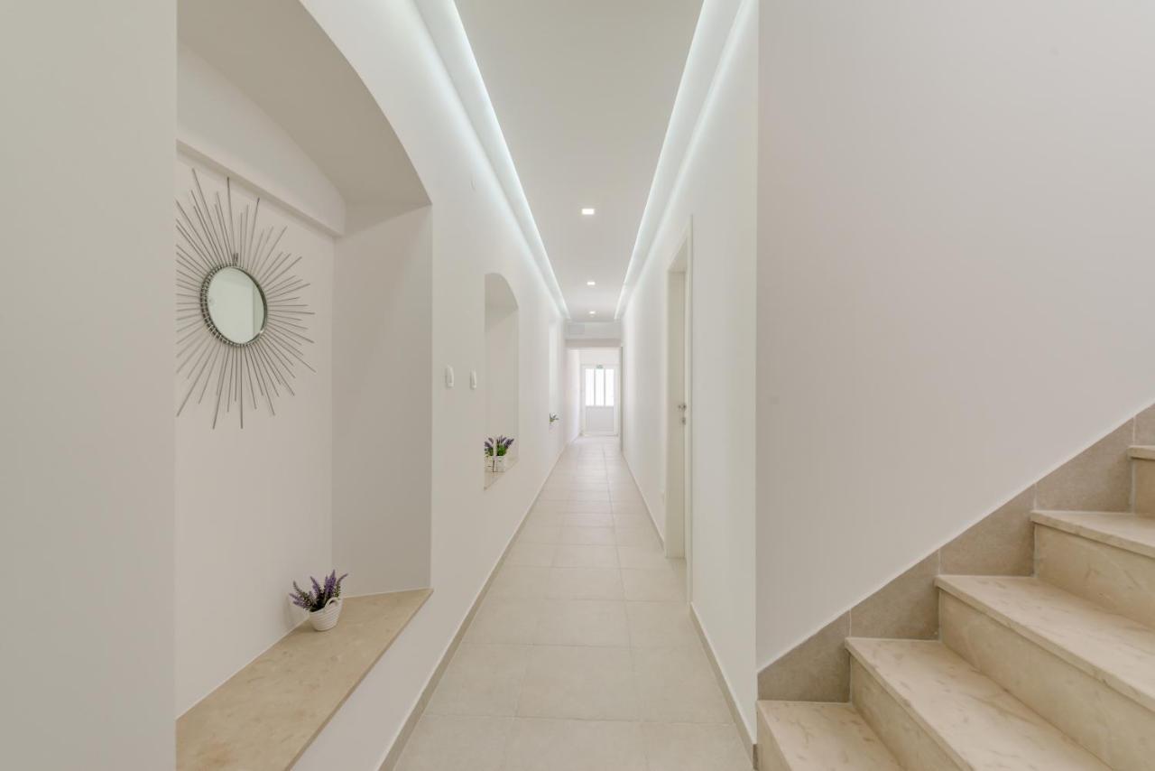 Apartments Villa Tudor 2 Хвар Екстер'єр фото